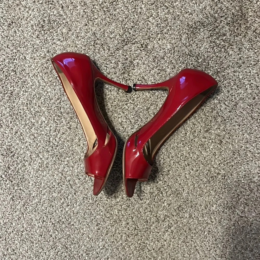 Red Manolo Blahnik Peeptoe Stilletto Heels - AUTHENTIC! - Picture 2 of 9